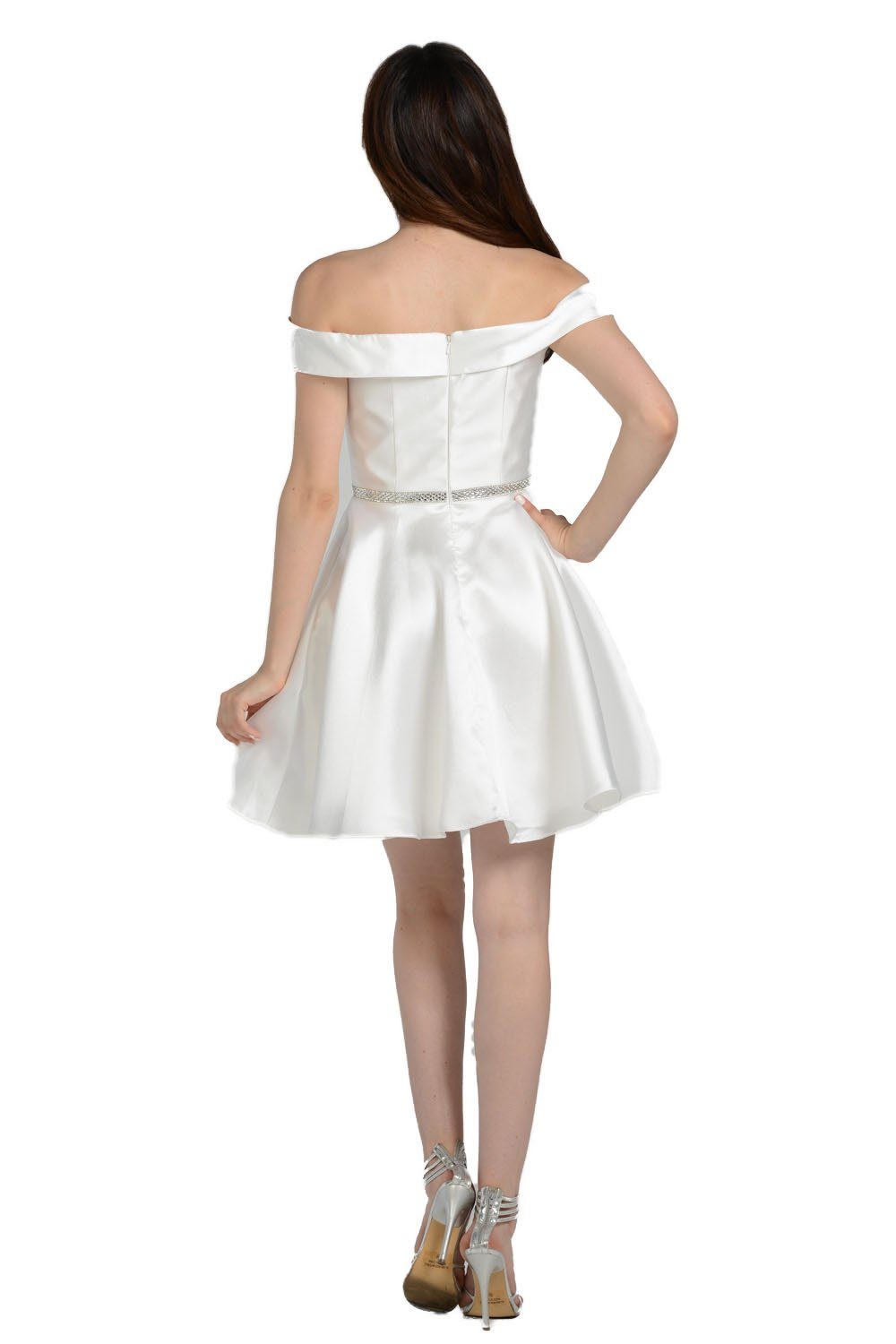Vestido corto de mikado con hombros descubiertos de Poly USA 7948