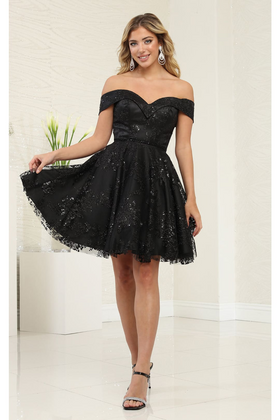 Dama Dresses for Quinceanera in Black Style MQ1933 Quince Outfit