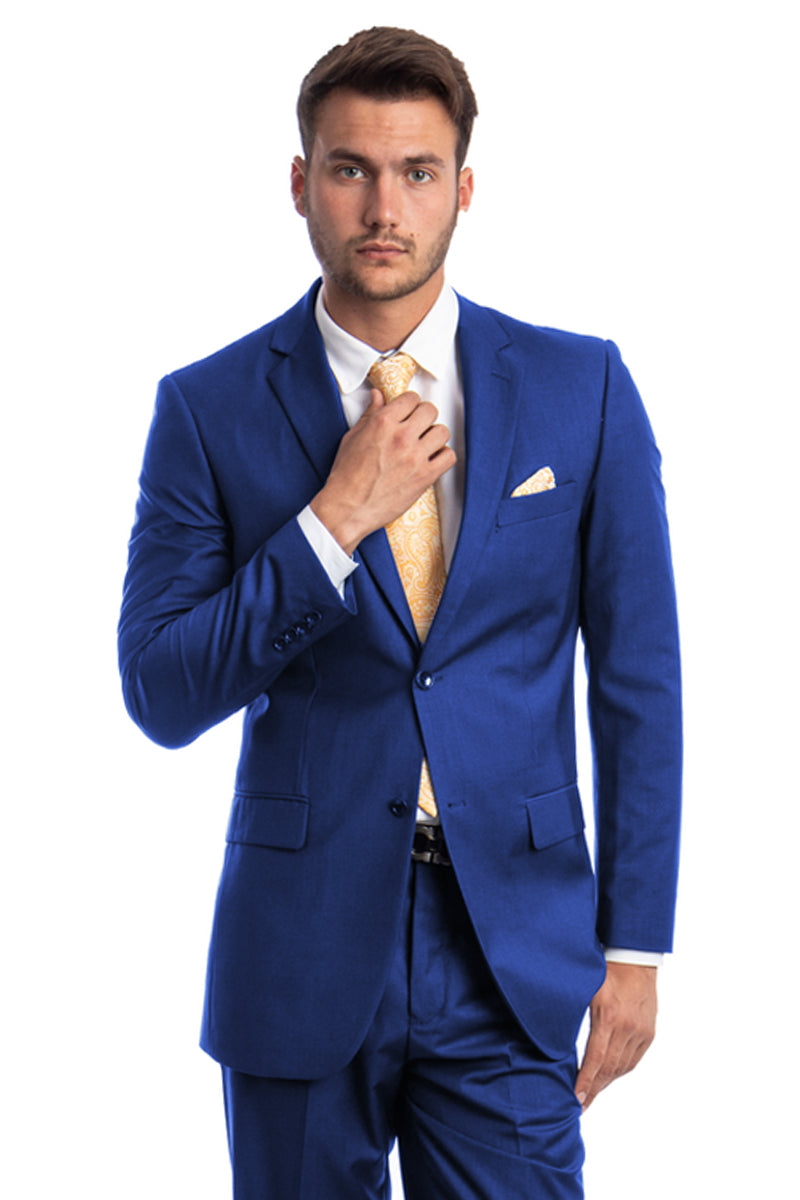 Traje de negocios básico de dos botones y corte moderno para hombre en azul rey